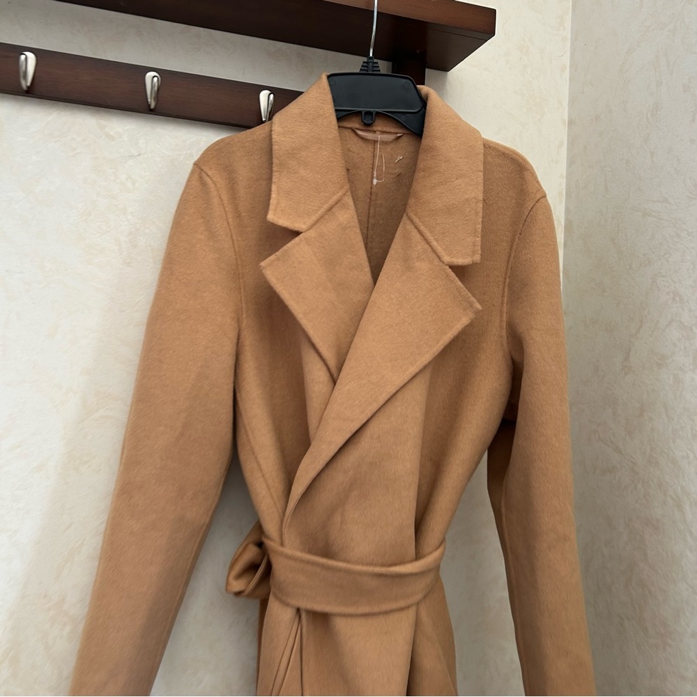 Timeless chic! Reiss Emile Wool Blend Belted Blindseam Coat in Camel size 10 - Picture 9 of 13